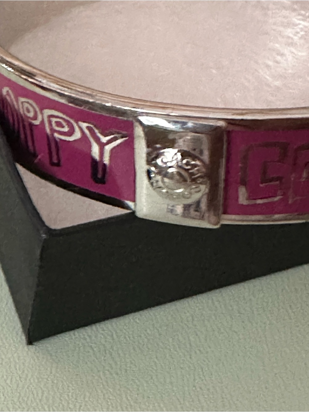 Coach Poppy est 1941  Y2K Pink Fuchsia Enamel Silver Bangle Bracelet - Picture 7 of 14